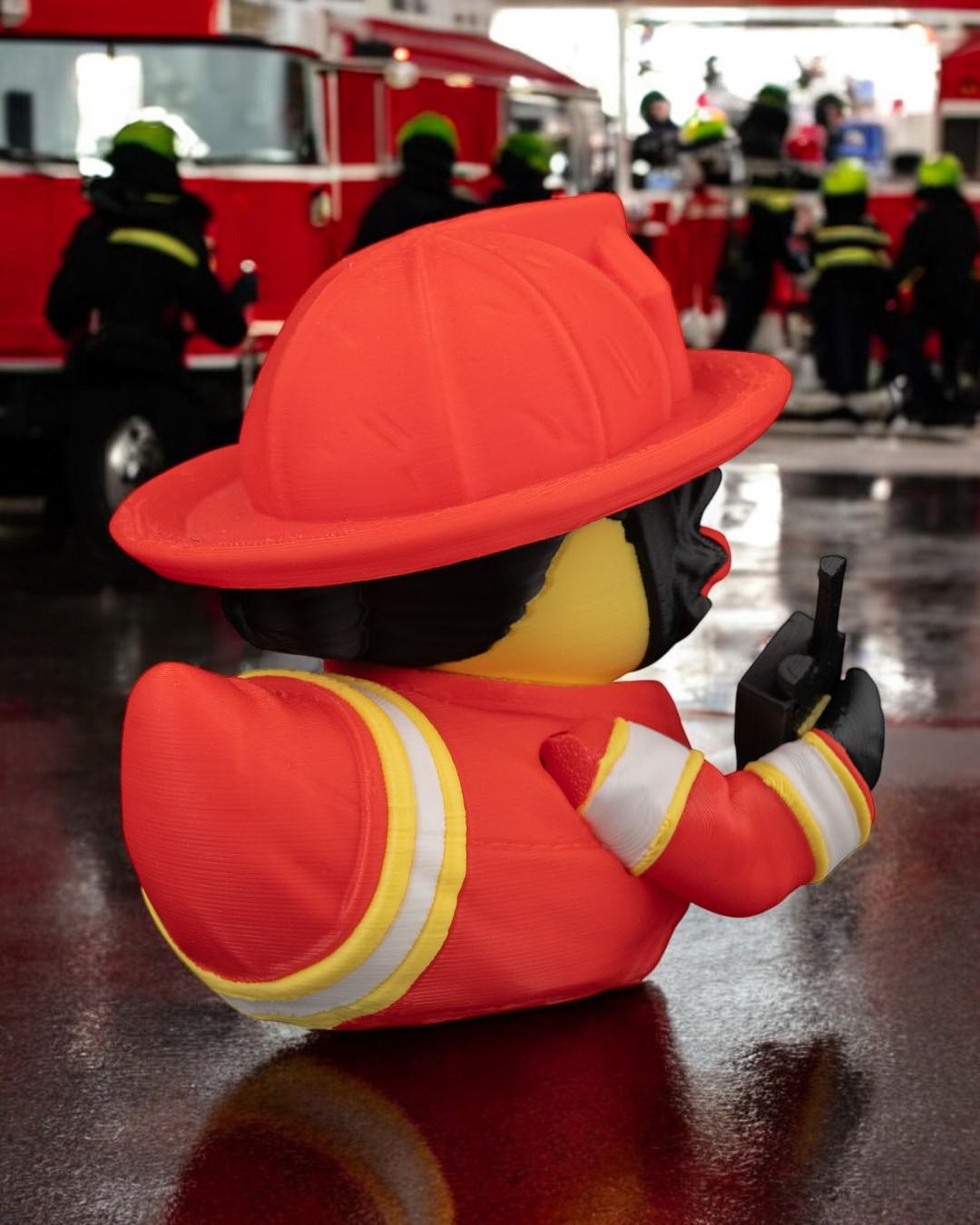 FireFeather – 3D Printed Articulated Duck Figurine | Funny Collectible for Jeep Owners & Duck Lovers | Firefighter Gift