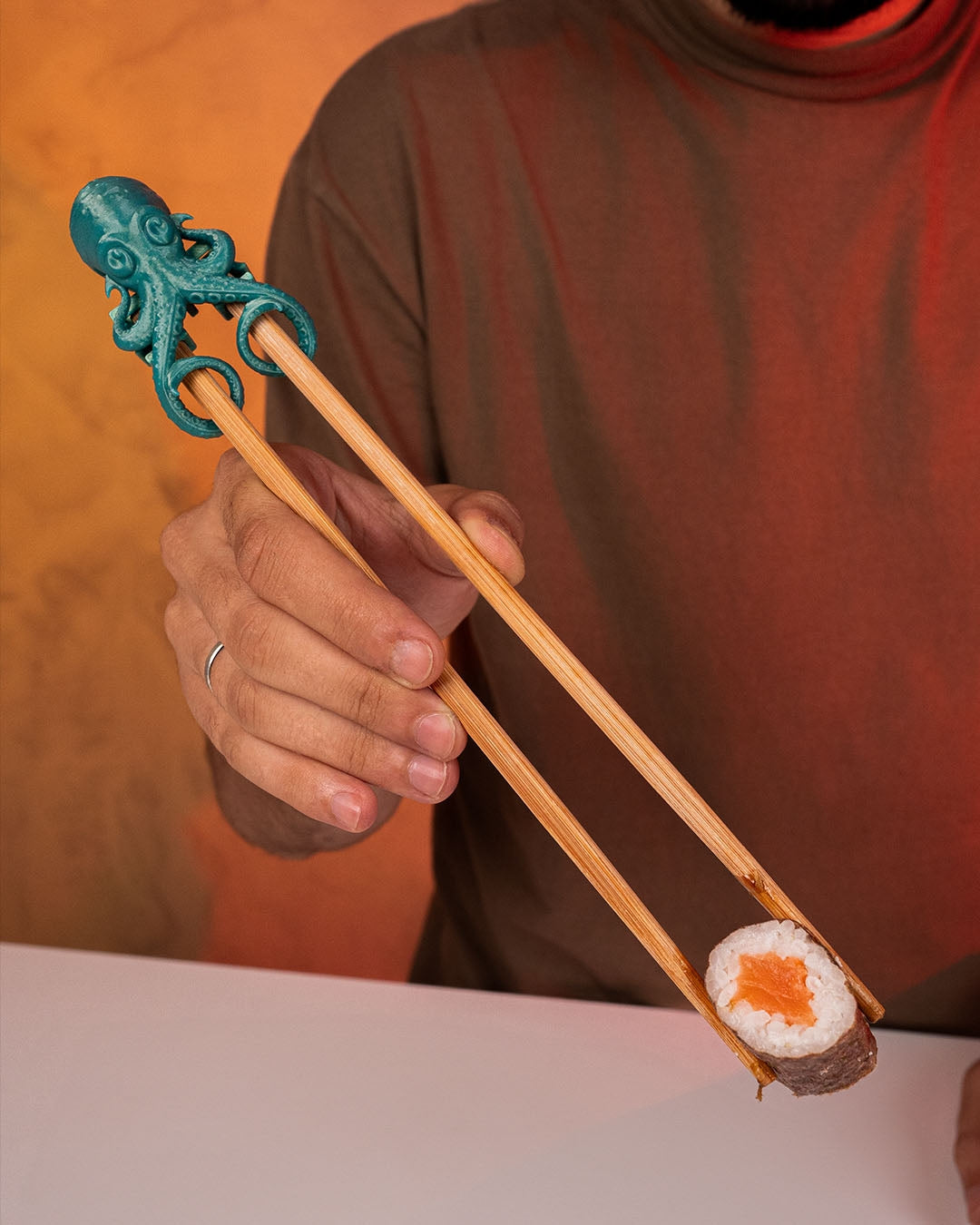 Assistentacle Chopstick Helper