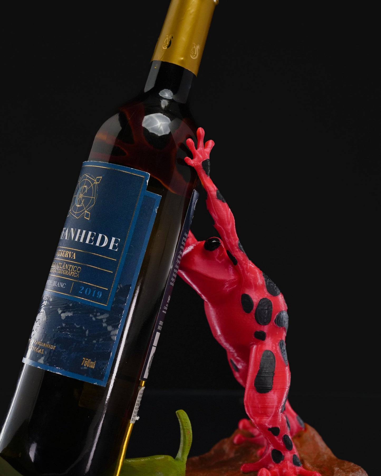 Frog Wine Holder 1