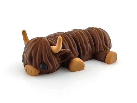 3D Printed Highland Cow – Unique Animal Lover Gift,  Desk Pet & Collectible Figurine