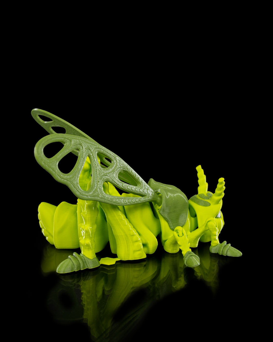 Jimmy Grasshopper – 3D-Printed Articulated Toy Bug