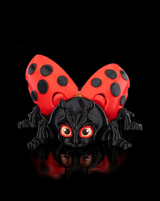 Lilly la coccinelle – Jouet articulé imprimé en 3D