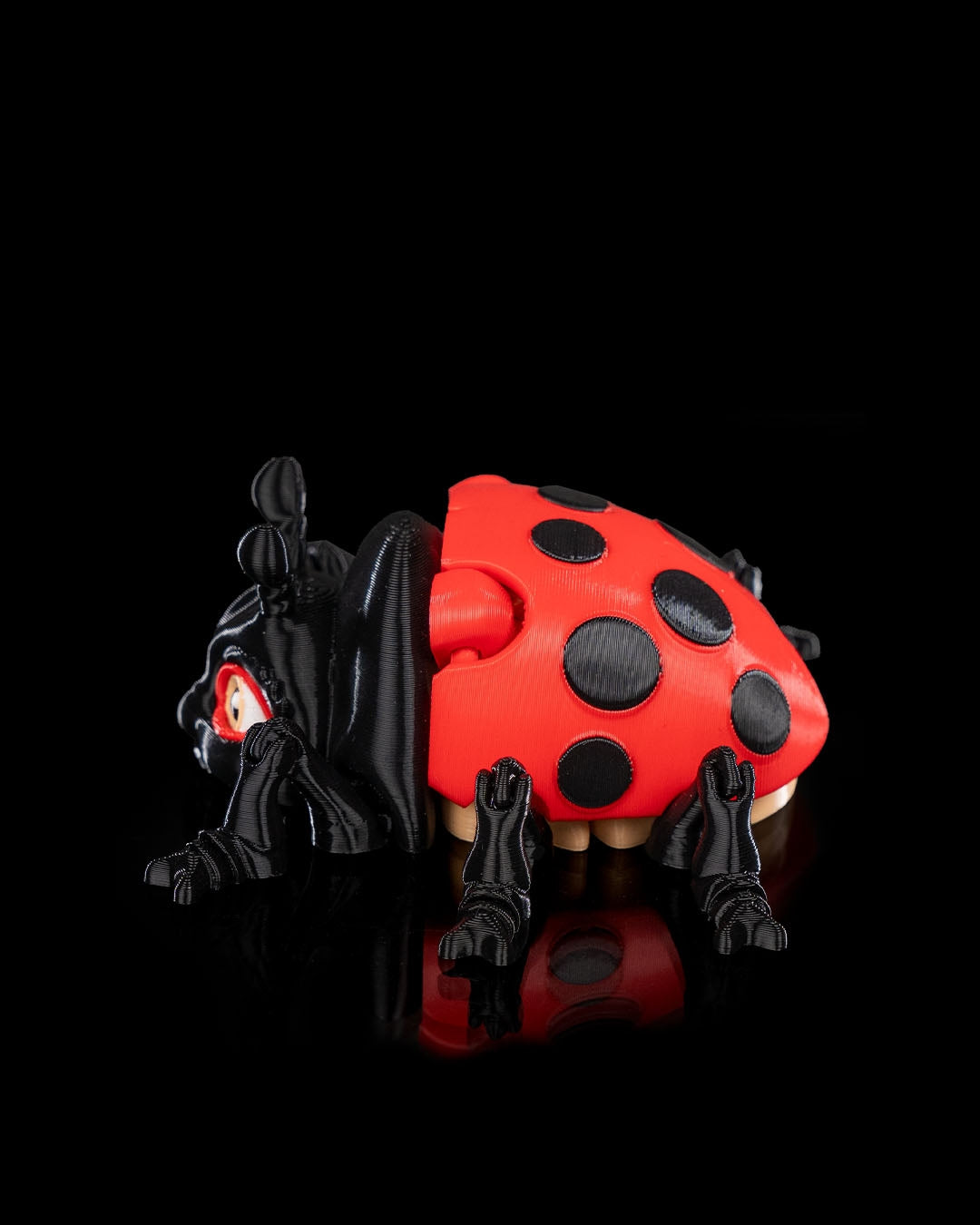 Lilly the Ladybug – 3D-Printed Articulated Toy Bug