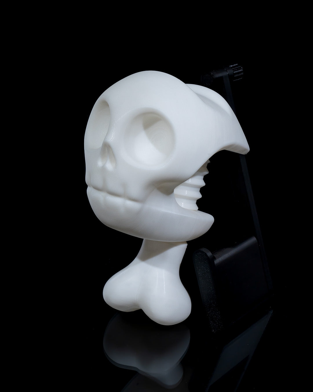 Skull Vise Headphone Holder