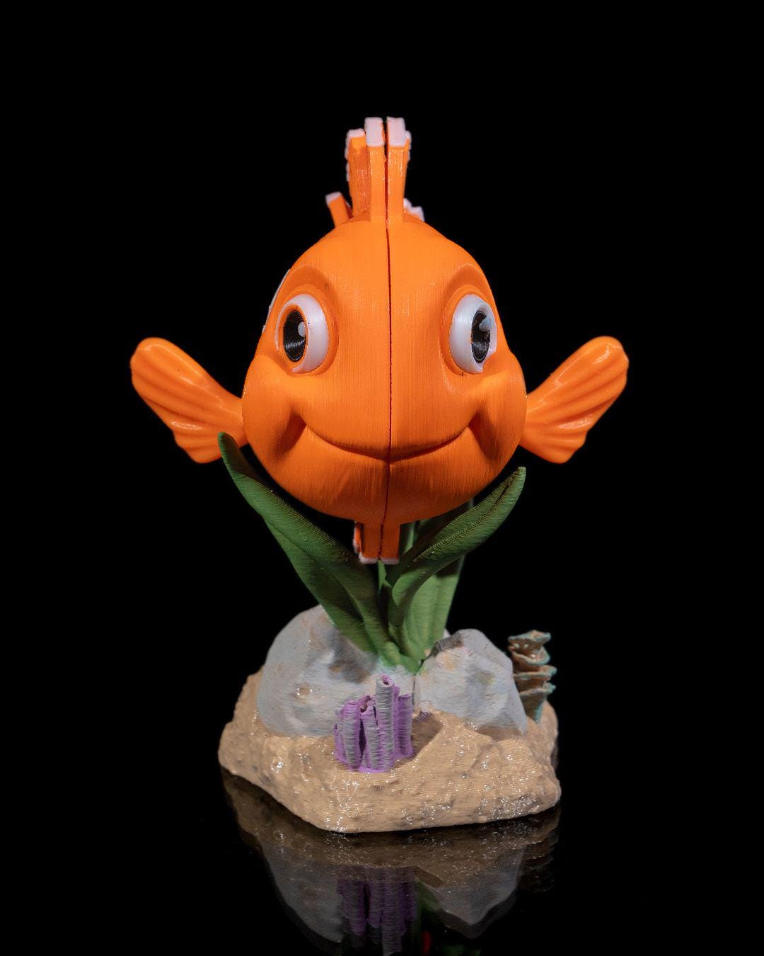 Nestor the Clownfish 3D Printed Articulated Clownfish Toy – Flexible, Fidget, Ocean-Themed Desk Pet